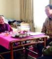 畫家父親留下21億遺產(chǎn)，94歲親媽為什么被兒子4次告上法庭？